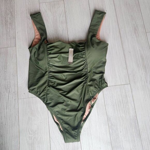 J Crew Swimsuit Womens 22 Plus One Piece Ruched Squareneck Green New BF179 - Picture 1 of 5